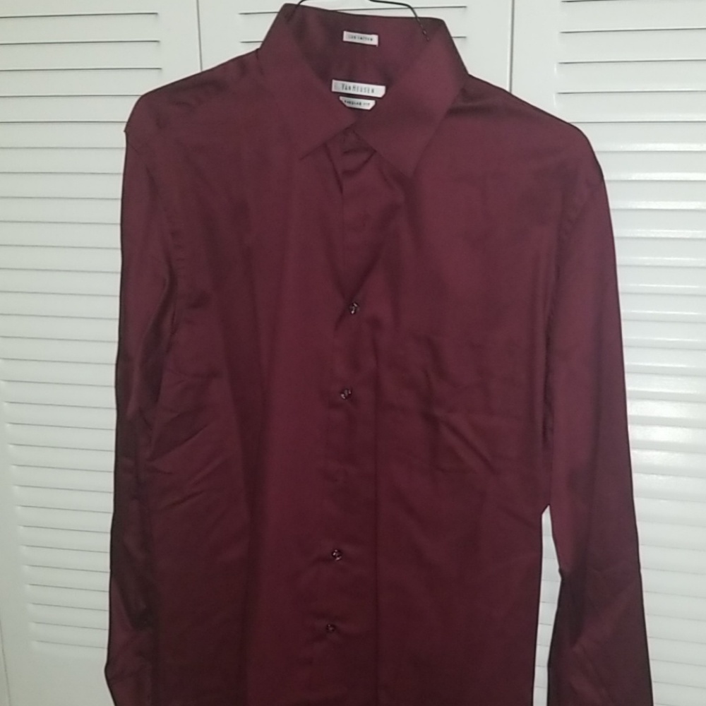 Reddish Violet Van Heusen Dress Shirt Never Worn